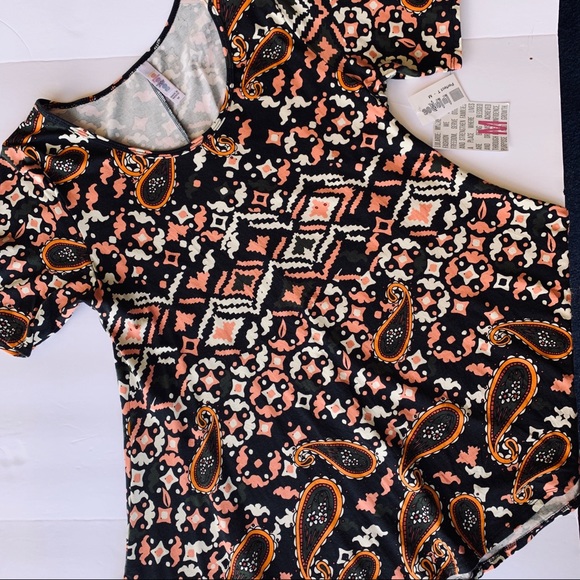 Lularoe Paisley Perfect T NEW Medium - Picture 1 of 6